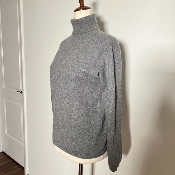 Alexa Grace 100% cashmere turtleneck sweater size XS - Picture 8 of 10